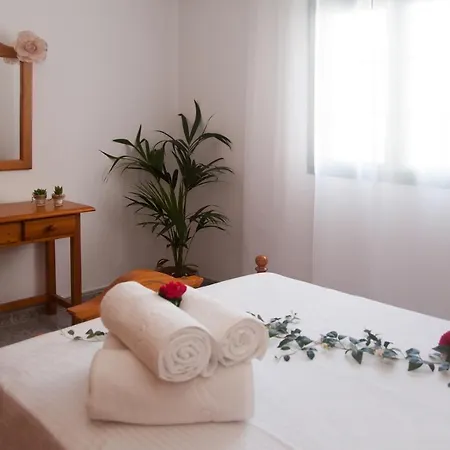 Thaisay Malibu Tías